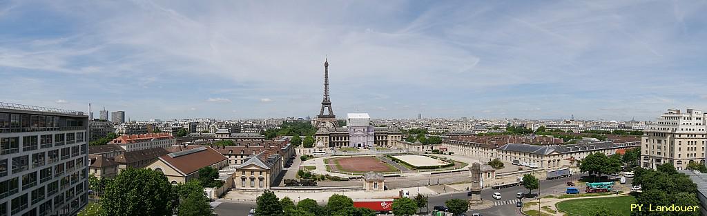Paris vu d'en haut,  13 place Joffre (cole militaire