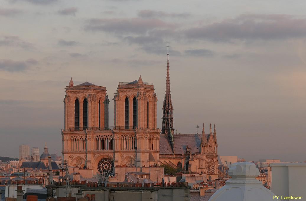 Paris vu d'en haut, Notre-Dame de nuit, 4 rue Danton
