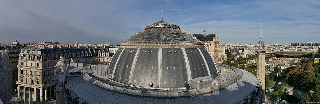 Paris vu d'en haut,  40 rue du Louvre
