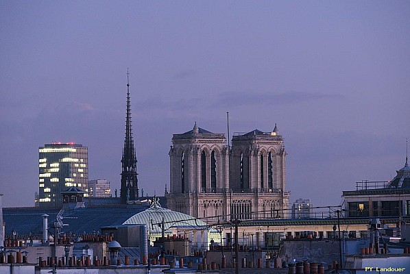 Paris vu d'en haut, 40 rue du Louvre