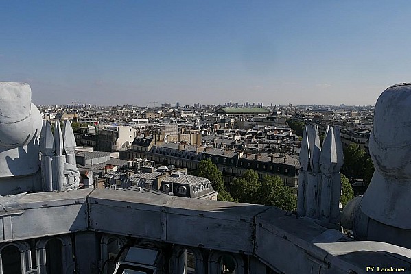 Paris vu d'en haut, 8 place Saint-Augustin