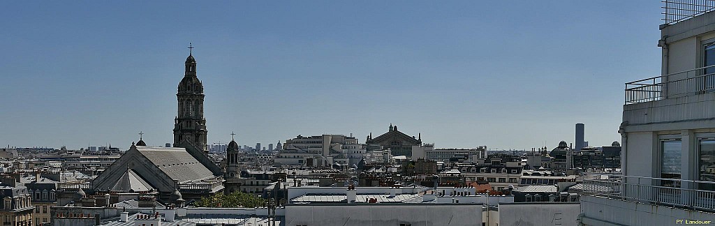 Paris vu d'en haut,  22 rue de Clichy