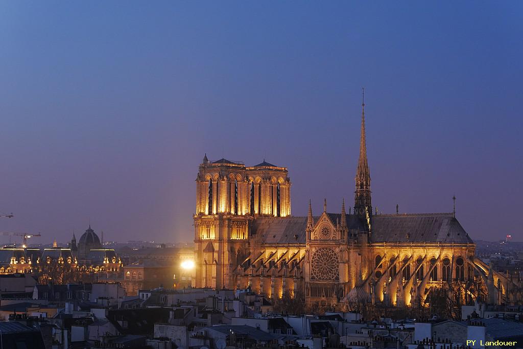 Paris vu d'en haut, Notre-Dame de nuit, Maison de la Mutualit
