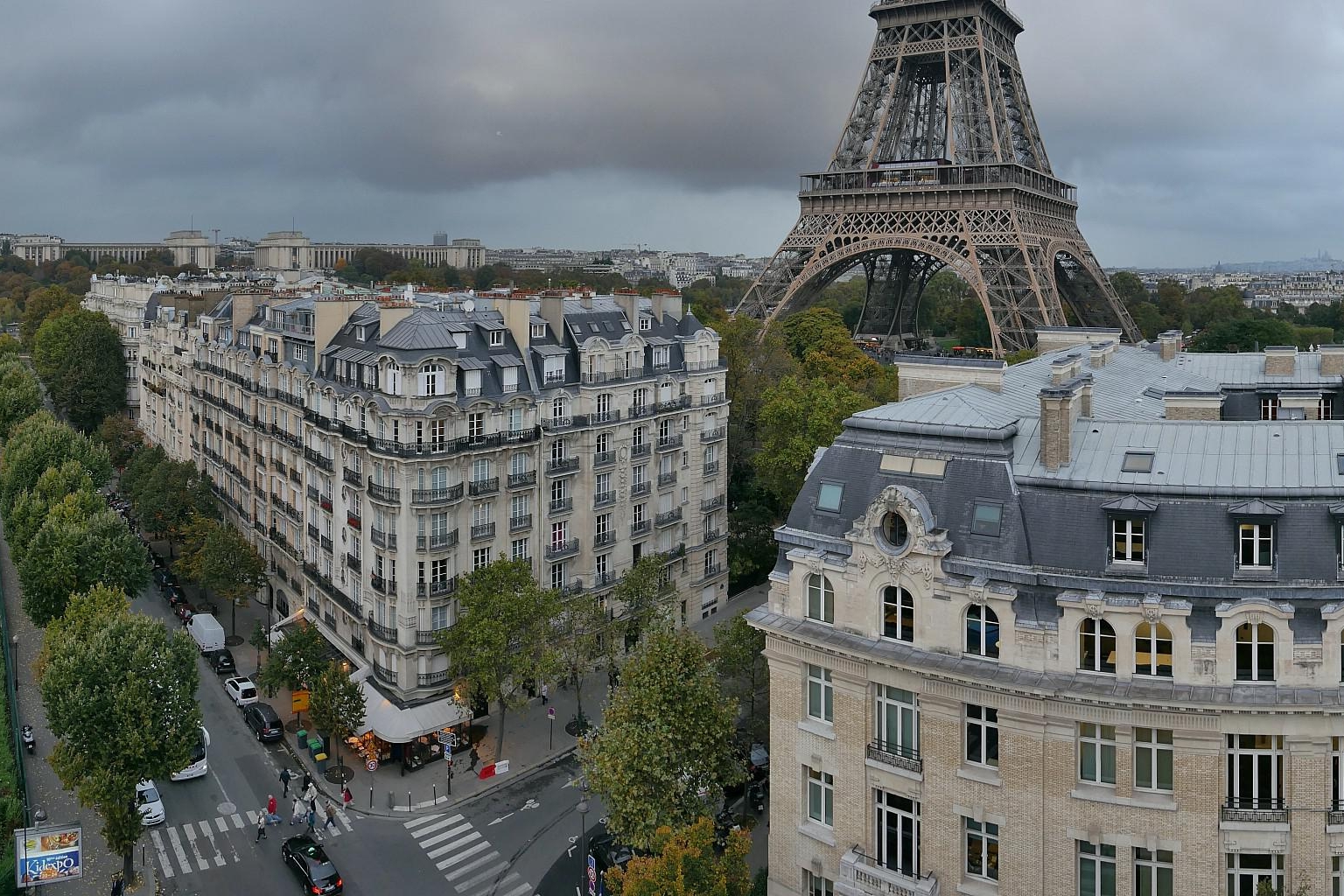 Paris vu d'en haut, Tour Eiffel, 22 Rue Jean Rey